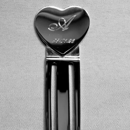 Lesezeichen Herz 925 Silber mit Gravur Initiale und Datum