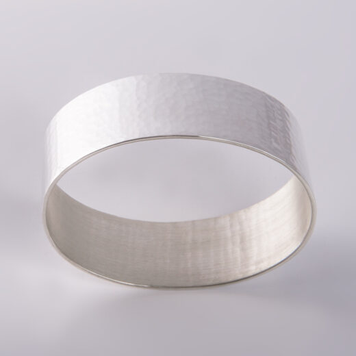 Serviettenring Silber oval gehämmert Nr2